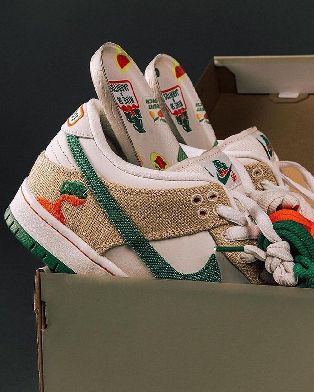 Nike SB Dunk Low "JARRITOS"