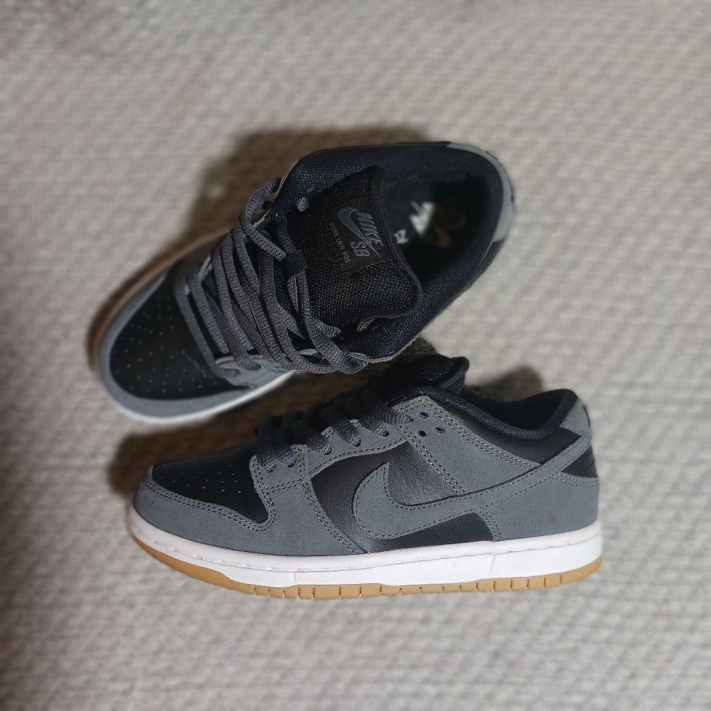 Nike SB Dunk Low "Black And Smoke Grey"