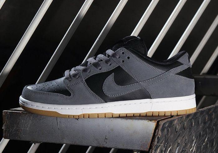 Nike SB Dunk Low "Black And Smoke Grey"