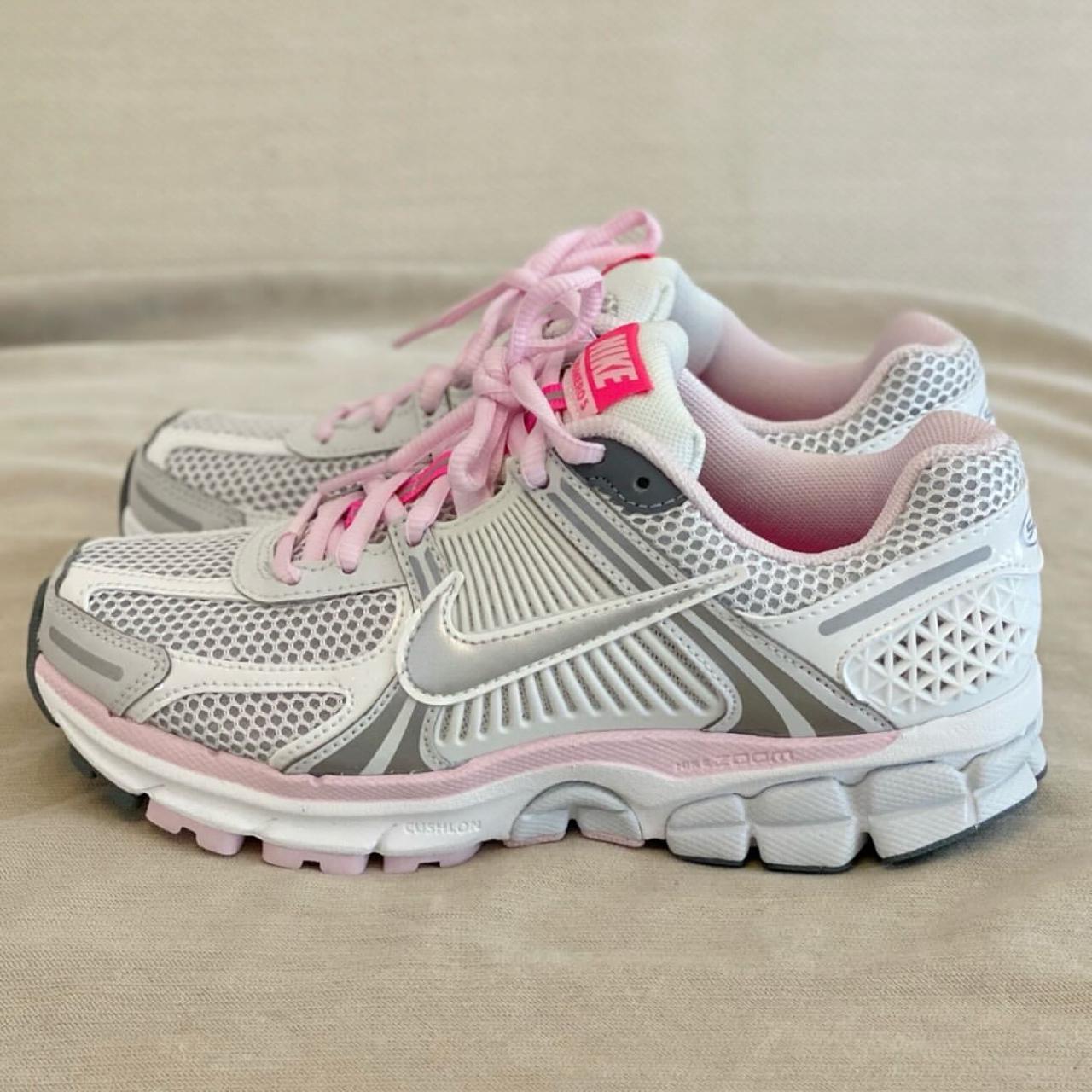 Nike Vomero 5 "White Pink"