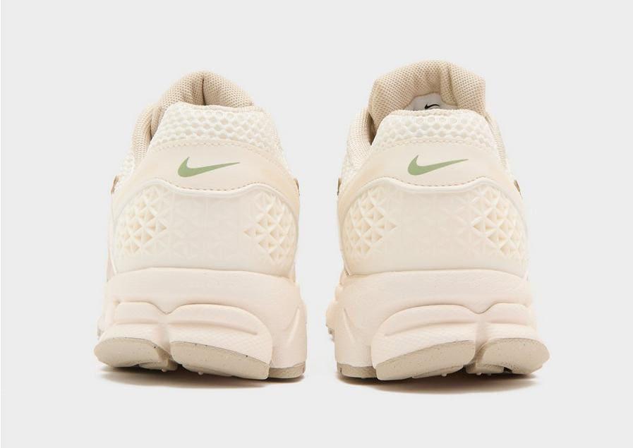 Nike Vomero 5 "Beige"