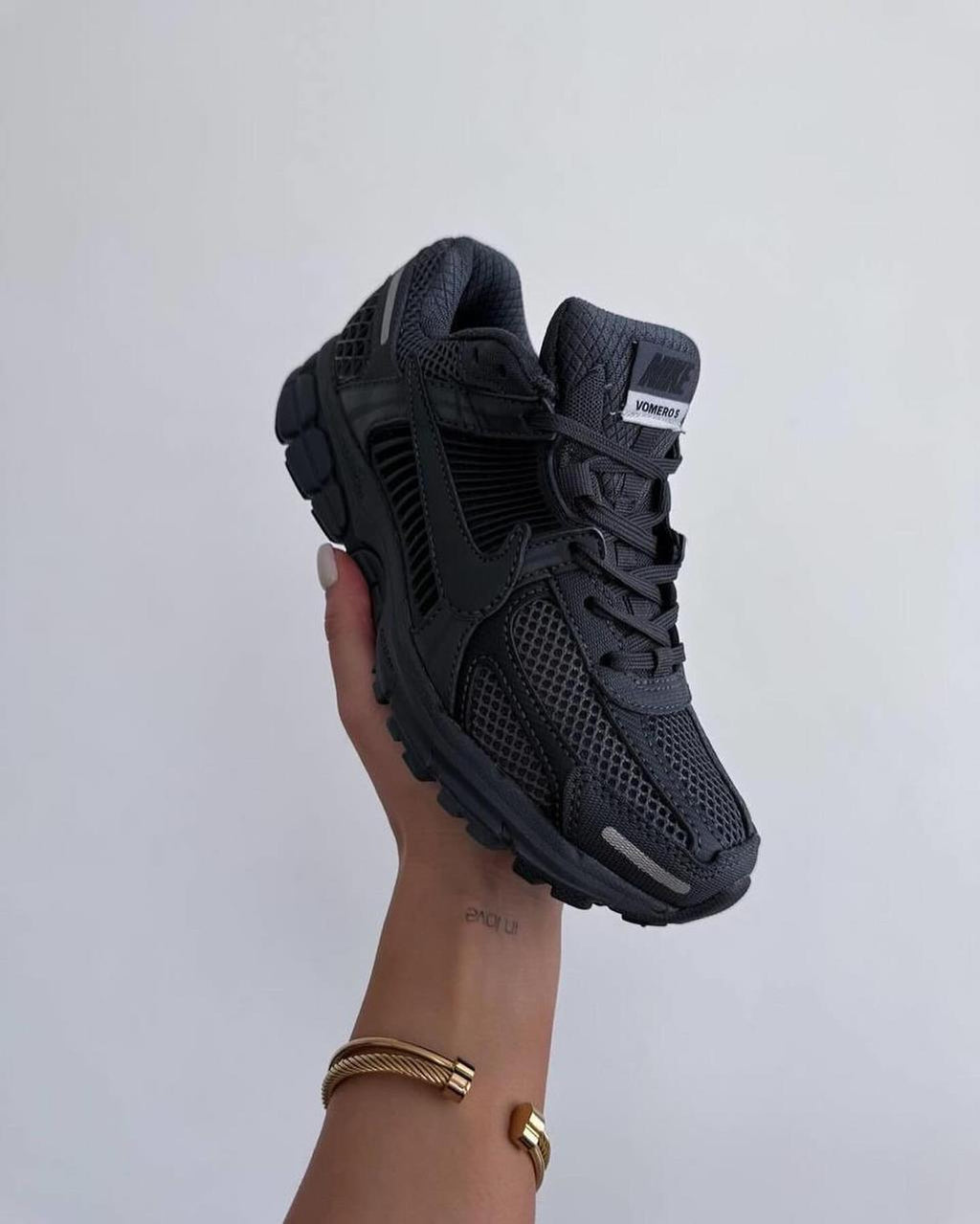 Nike Vomero 5 "Dark Grey"