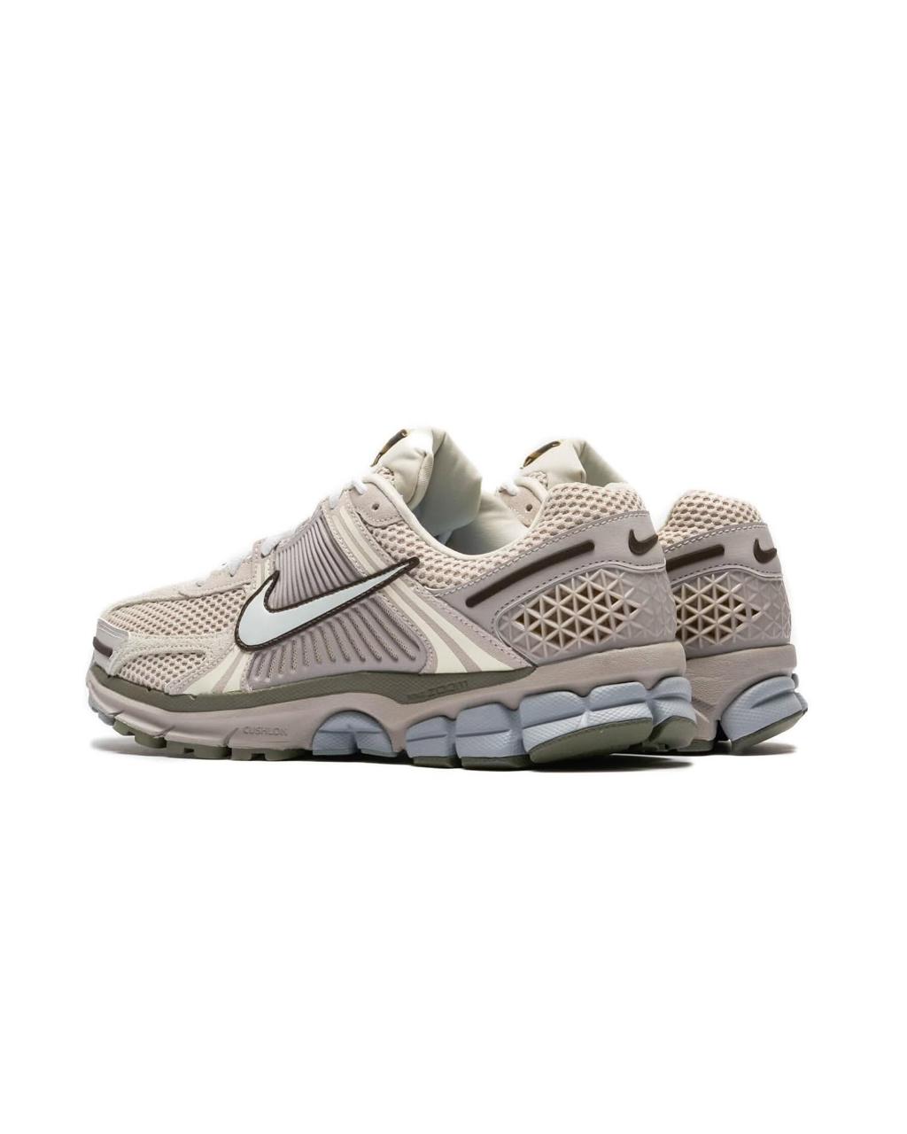 Nike Vomero 5 "Beige"