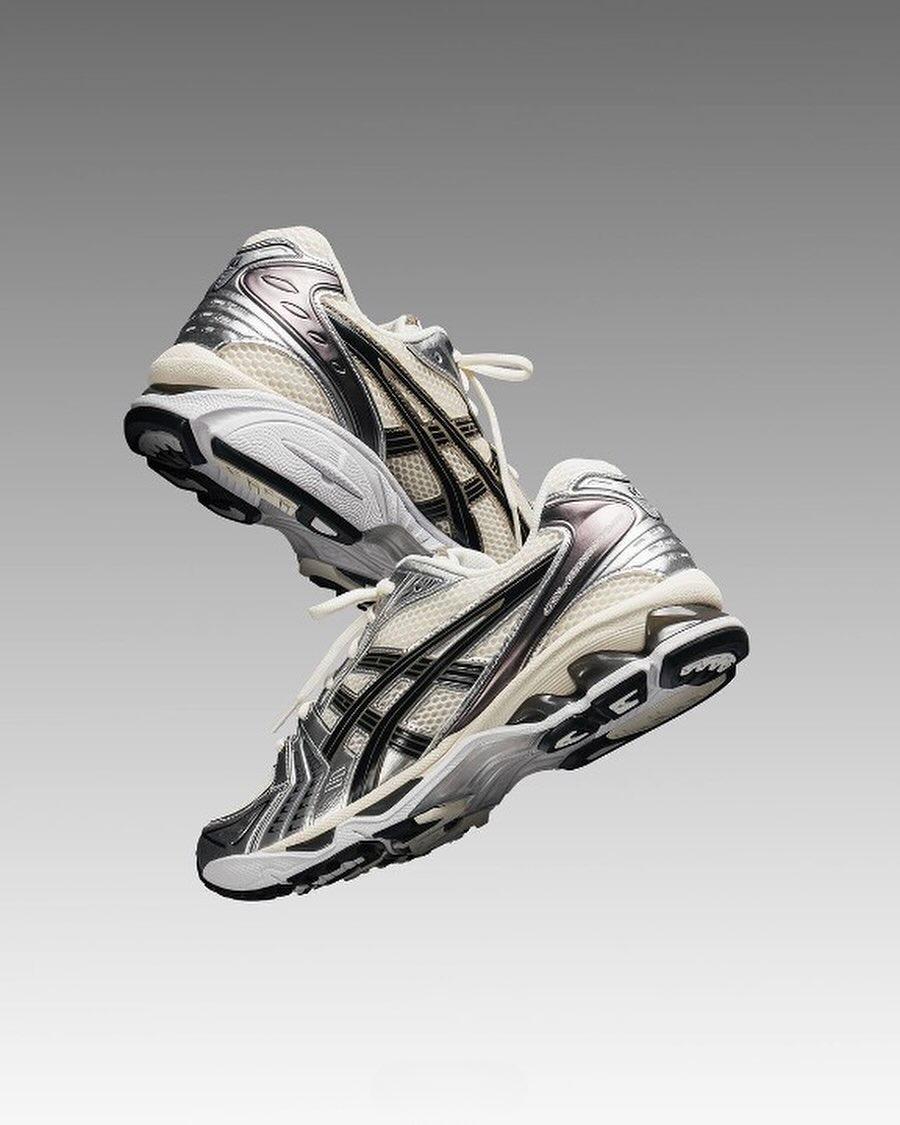 Asics Gel-Kayano "Cream Black Metallic"