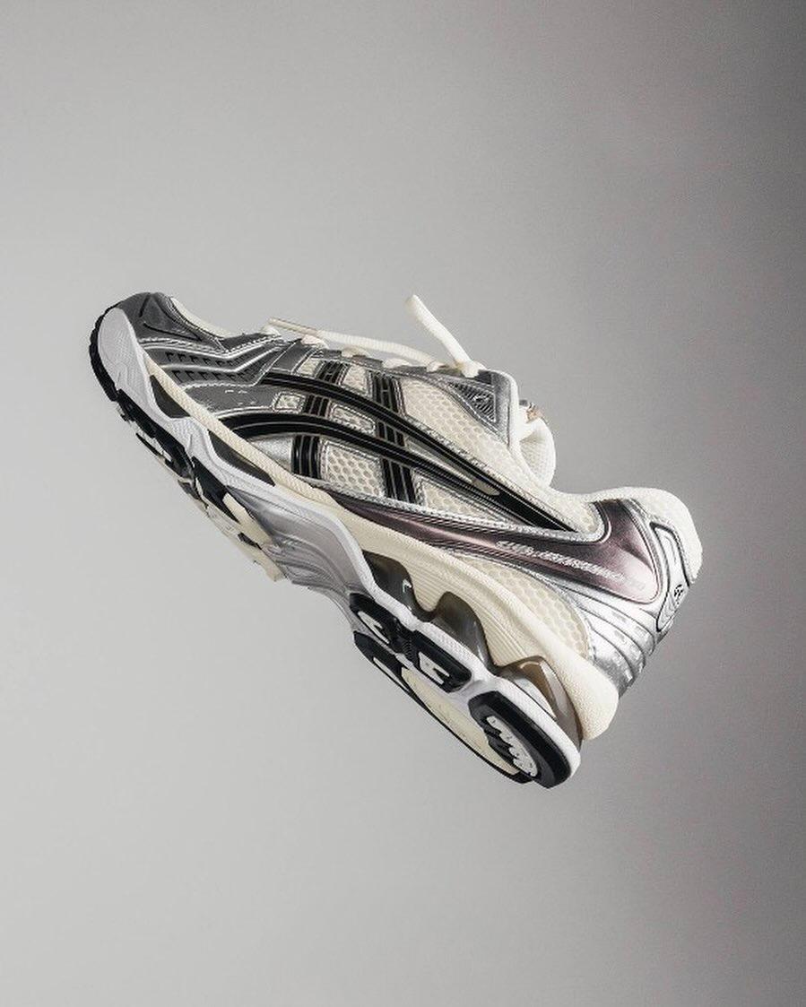 Asics Gel-Kayano "Cream Black Metallic"