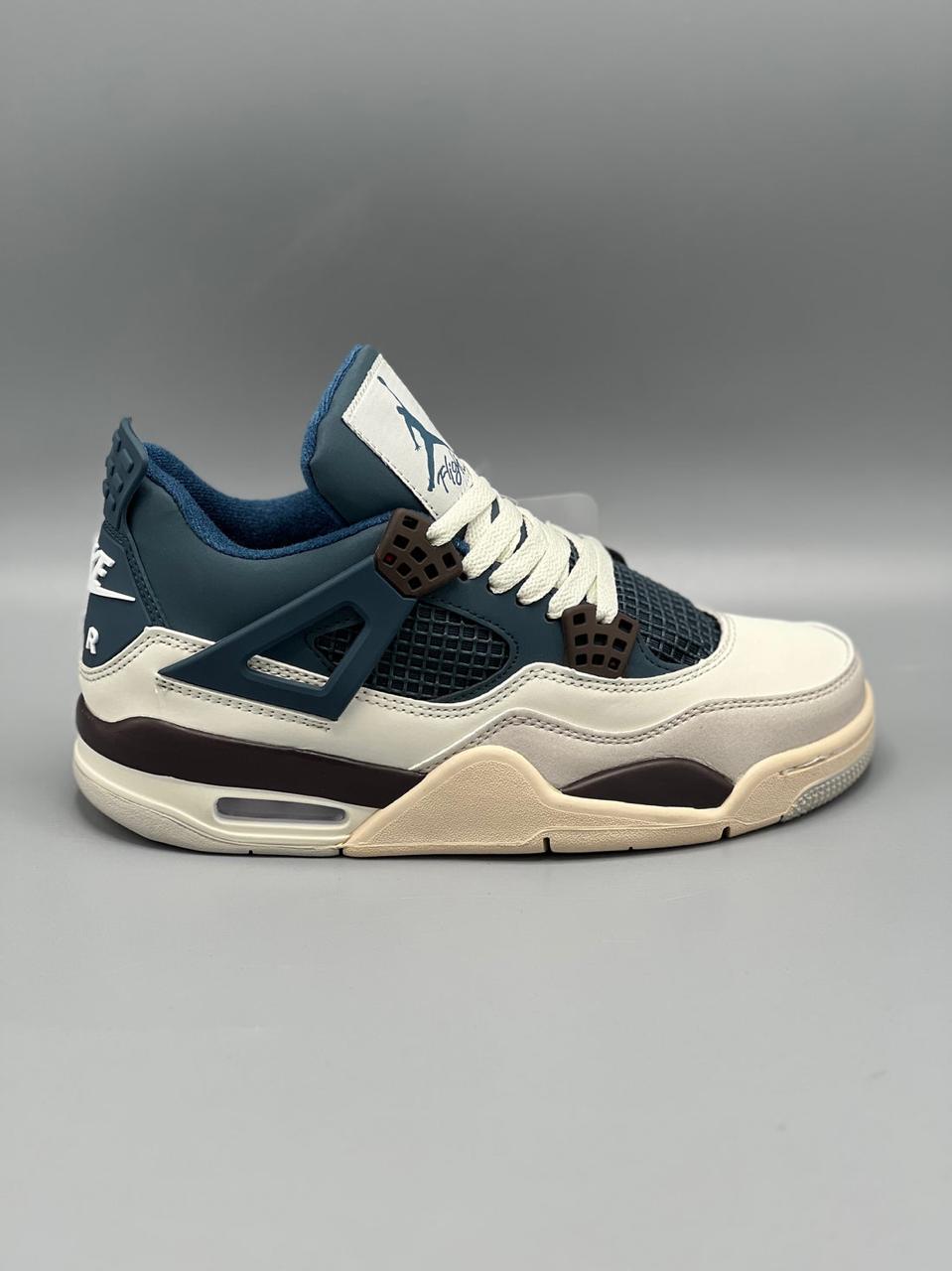 Nike Air Jordan 4 "Beige Blue"