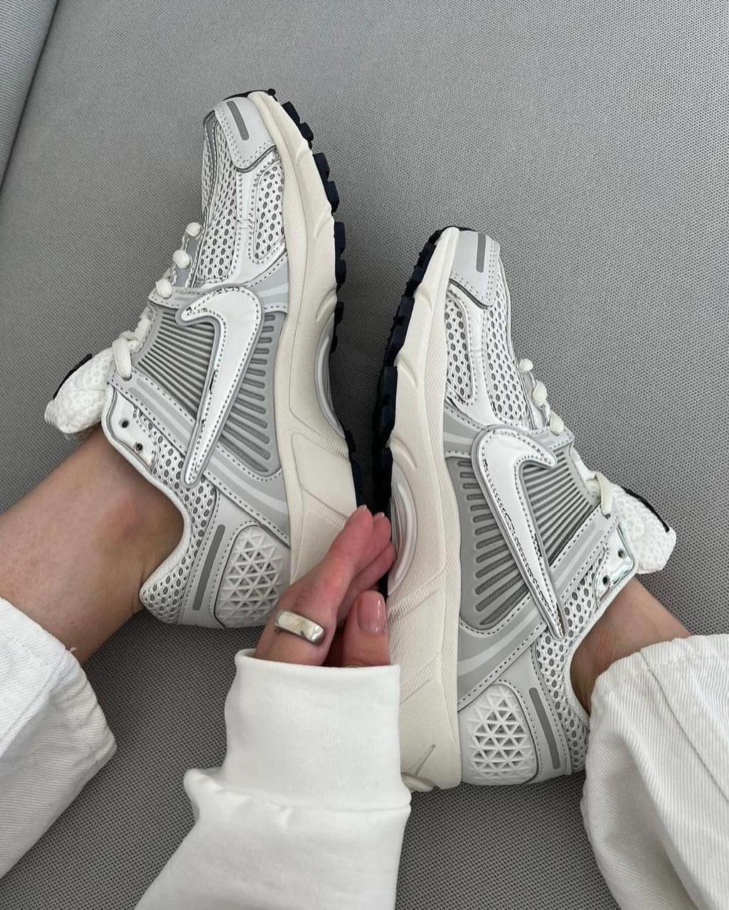 Nike Vomero 5 "White Silver"