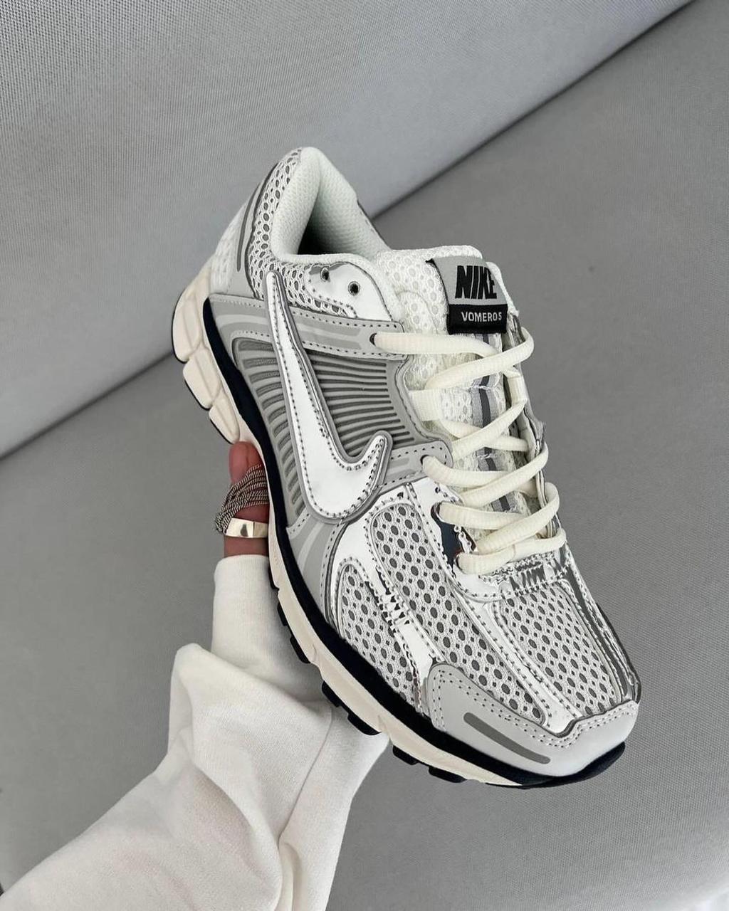 Nike Vomero 5 "White Silver"