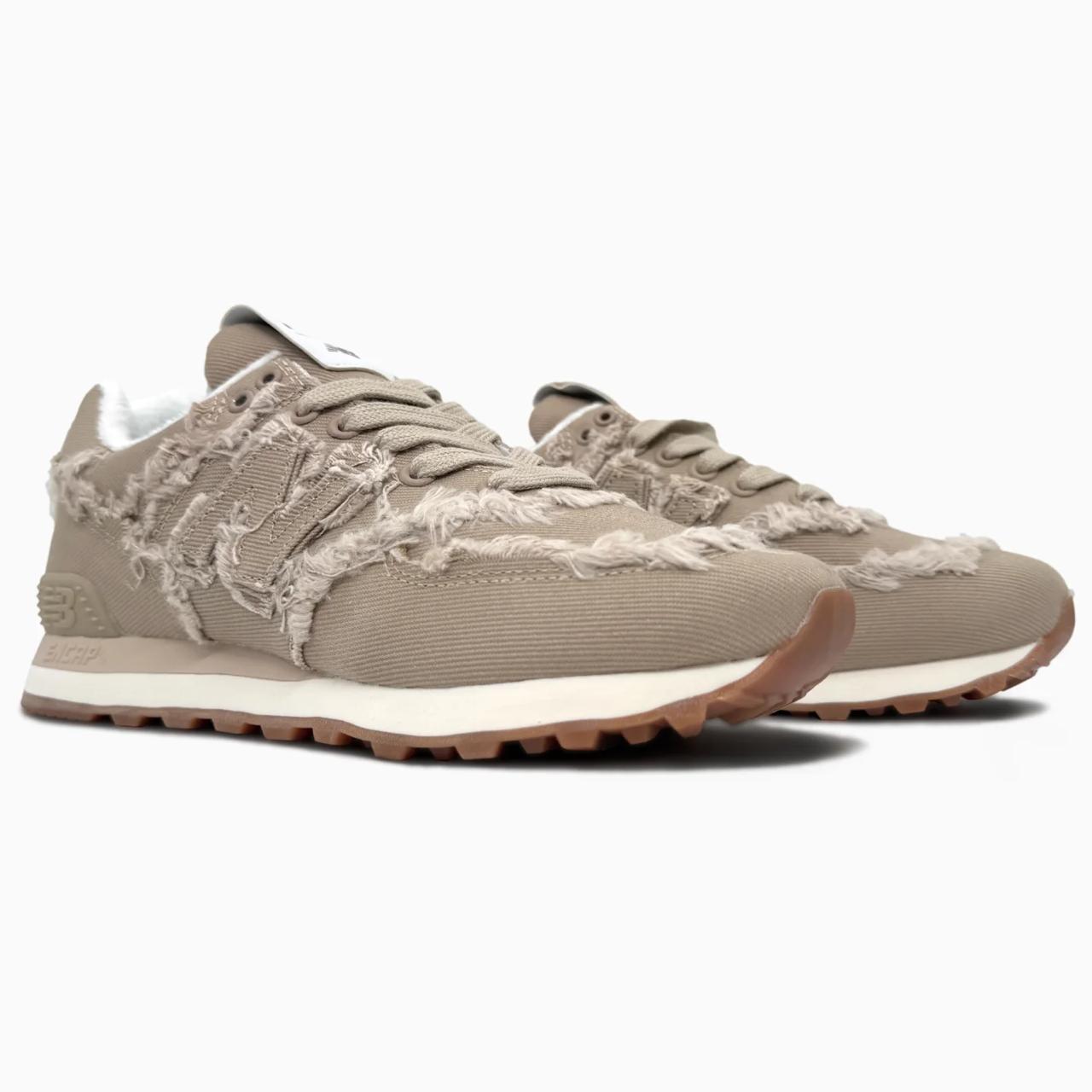 NewBalance Miu Miu 574 "Beige"