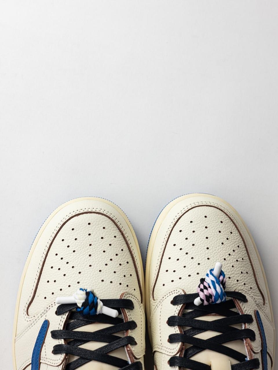 Nike SB Travis Scott "White Blue"