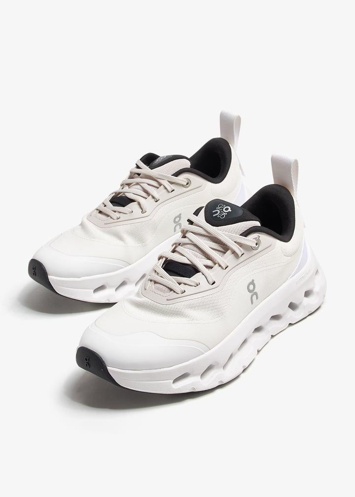 On Cloud "White"